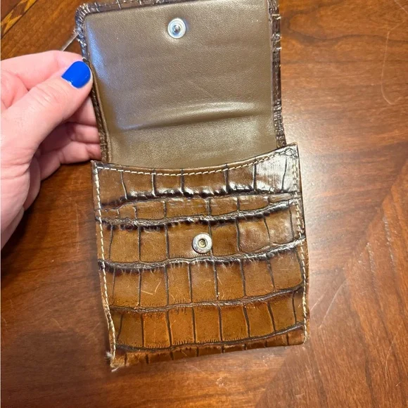 Tan Brighton leather wallet. - Picture 3 of 5